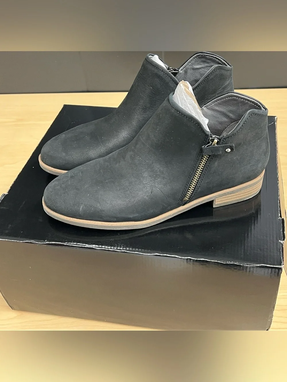 Dr. Scholl's Black Leather Chukka Zip Boots